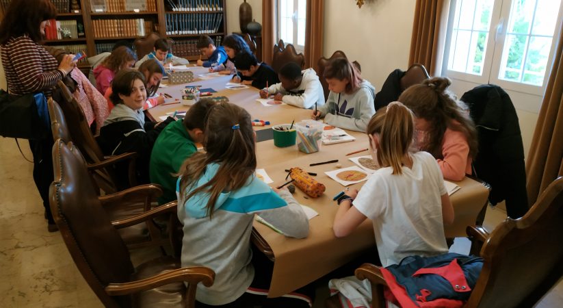 Más de 400 escolares altoaragoneses se acercan a Ramón y Cajal